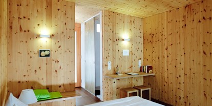 Naturhotel - Hoteltyp: BIO-Urlaubshotel - Oberbayern - Zirbenholzzimmer  - Hörger Biohotel Tafernwirtschaft