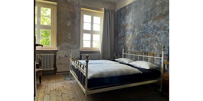 Naturhotel - Wassersparmaßnahmen - Doppelzimmer Blaues Zimmer - Gut Manderow