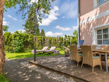 Naturhotel - auch für Familien mit Kindern - Leogang - Garten und Terrasse  - Das Grüne Hotel zur Post - 100% BIO