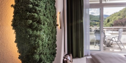 Naturhotel - Bio-Hotel Merkmale: Zertifizierte Bio-Kosmetik - Circular Living Designzimmer Waldklang Deluxe - SCHWARZWALD PANORAMA