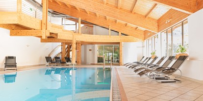 Naturhotel - Bio-Hotel Merkmale: Naturbadeteich - Südtirol - Bozen - Salzwasser-Indoorpool und Hot Stone Lounge - Vegan Hotel LA VIMEA