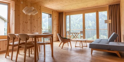 Naturhotel - Wellness - Schweiz - Ferienwohnung des ChieneHuus im Holz100-Stil - ChieneHuus