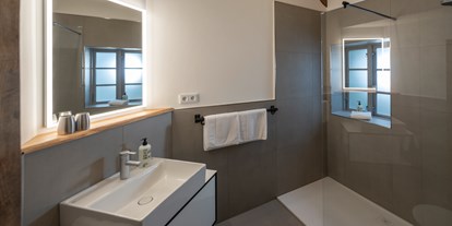 Naturhotel - Ayurvedakompetenz - Ein besonderer Luxus sind die Duschen mit der Nebelbrause. Ein wirklich sehr angenehmes Gefühl auf der Haut - Biohotel Wildland 