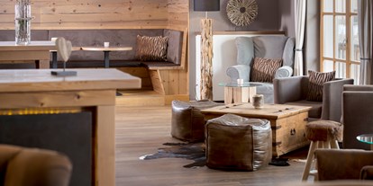 Naturhotel - Bio-Küche: Laktosefreie Kost möglich - Tiroler Unterland - Die Lounge, Bar des Bio-Resorts - Q! Resort Health & Spa Kitzbühel