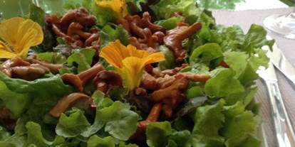 Naturhotel - Bio-Küche: 100% biologische Küche - Tirol - Vegane TCM Küche - viele der Zutaten für das Essen stammen aus eigenem Anbau oder aus aus biologischer Landwirtschaft - Veganer Gasthof zum Ederplan