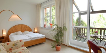 Naturhotel - Hoteltyp: BIO-Gesundheitshotel - Mecklenburg-Vorpommern - Alle Zimmer sind mit Vollholzmöbeln, metallfreien Betten, natürlichen Materialien und Netzfreischaltung ausgestattet. - Gutshaus Stellshagen