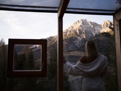 Naturhotel - Preisklasse: €€€ - Salzburg - Panoramaaussicht - Holzhotel Forsthofalm