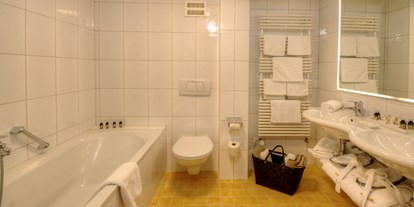 Naturhotel - Recyclingpapier - Pinzgau - Badezimmer - The RESI Apartments "mit Mehrwert"