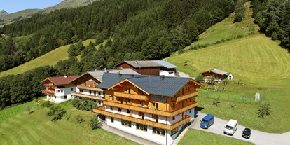 Naturhotel - Müllmanagement: Mülltrennung - Tiroler Unterland - Hausansicht 1 - Bio-Pension Vorderlengau