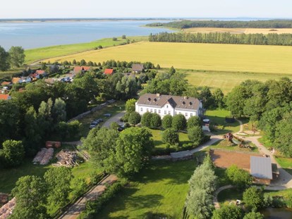 Naturhotel - Vorpommern - Gut Nisdorf - der ideale Ort für einen Familienurlaub an der Ostsee. - Biohotel Gut Nisdorf