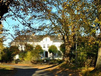 Naturhotel - Energieversorgung: 100 % Ökostrom - Gut Nisdorf im Herbst - Biohotel Gut Nisdorf