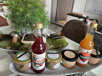 Naturhotel - Bio-Küche: Vollwertküche - Brandenburg - unser Frühstück für SIE
gesund,  auserwählt,  schmackhaft und auch interessant - La Maison Bett & Bike