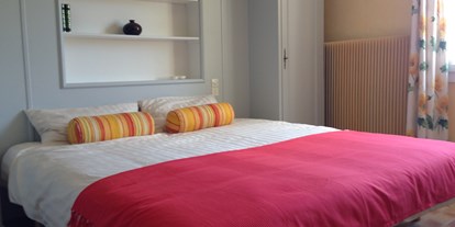 Naturhotel - Fasten-Kompetenz - Frankreich - Zimmer "Anglaise" mit Doppelbett - Abriecosy