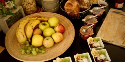Naturhotel - Seminare & Schulungen - Frankreich - bio-veganes Frühstücksbuffet - Abriecosy