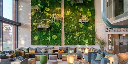 Naturhotel - Auszeichnung / Zertifikat / Partner: Green Hotels - Lobby - Bio Hotel Landgut Stober