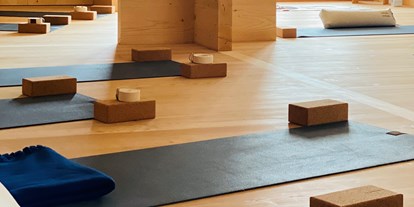 Naturhotel - Auszeichnung / Zertifikat / Partner: Bio Suisse Knospe - Yoga-Retreat in der Berglodge Goms - Berglodge Goms