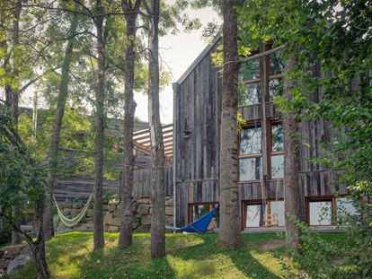Naturhotel - Green Meetings werden angeboten - Oberösterreich - Im Ideenhaus befinden sich die 3 Apartments Granite, Oak & Color.  - der baum