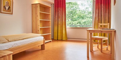 Nature hotel - Rezeption: 24 h - Yoga Vidya Bad Meinberg