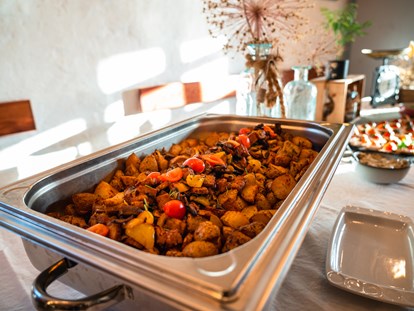 Naturhotel - Bio-Küche: Glutenfreie Kost möglich - Seenplatte - Im Buffetraum - Vegan Resort