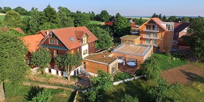 Naturhotel - Bio-Hotel Merkmale: Ökologische Architektur - Ehrenberg (Fulda) - Unser schönes Kurzentrum in Birstein  - Rosenberg Ayurveda Gesundheits- und Kurzentrum