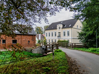 Naturhotel - Umgebungsschwerpunkt: Wald - Mühlenhaus - Biohotel Schönhagener Mühle