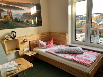 Naturhotel - Energieversorgung: 100 % Ökostrom - Bio Hotel Amadeus: Einzelzimmer Steiermark - Biohotel Amadeus