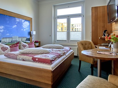 Nature hotel - Energieversorgung: 100 % Ökostrom - BIO HOTEL Amadeus: Komfortzimmer Wien Bahnseite - Biohotel Amadeus