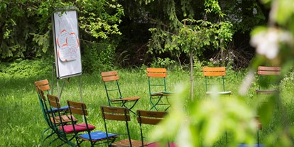 Naturhotel - Biologisch abbaubare Reinigungsmittel - Grünwald (Landkreis München) - BIO HOTEL Alter Wirt: 
Tagen im Apfelgarten  - Alter Wirt