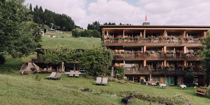 Naturhotel - Dämmmaßnahmen - Vorarlberg - Naturhotel Chesa Valisa Außenansicht - Das Naturhotel Chesa Valisa****s