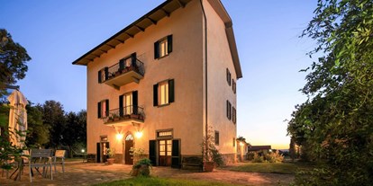 Naturhotel - 100% bio-zertifiziert - Castiglion Fiorentino (AR) - BIO HOTEL La Pievuccia: Haus mit Garten - La Pievuccia