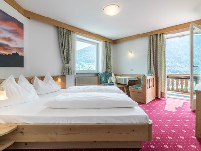 Naturhotel - Bio-Restaurant (nur für Hotelgäste): Öffentliches Restaurant - Trentino-Südtirol - Doppelzimmer Komfort - Bio & Bikehotel Steineggerhof