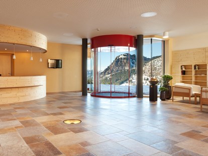 Naturhotel - auch für Familien mit Kindern - Zöblen - Lobby - Biohotel Mattlihüs in Oberjoch