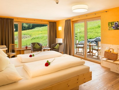 Nature hotel - Bio-Hotel Merkmale: Feng-Shui - Mattlihüs Gartensuite Zirbe & Lehm - Biohotel Mattlihüs in Oberjoch