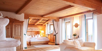 Naturhotel - Bio-Hotel Merkmale: Elektrosmog-reduziert - Kitzbühel - Zimmer und Suiten mit Naturmaterialien - Biohotel Stanglwirt