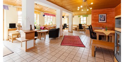 Naturhotel - Bio-Küche: Bio-vegan möglich - Bayern - Raum für Kommunikation, für Lachen und Freude - Miteinander sein - Die BIO Sportpension