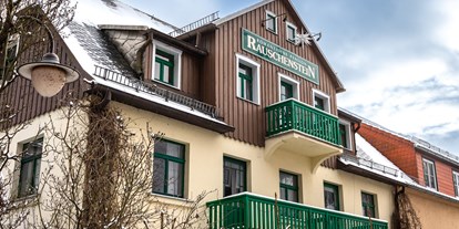 Naturhotel - Bio-Hotel Merkmale: Ökologisch sanierter Altbau - Struppen - Bio-Berghaus Rauschenstein
