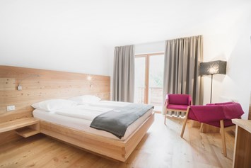 Biohotel: Elegante Zimmer mit natürlichen Lärchenböden - Sun room xl - Vegan Hotel LA VIMEA